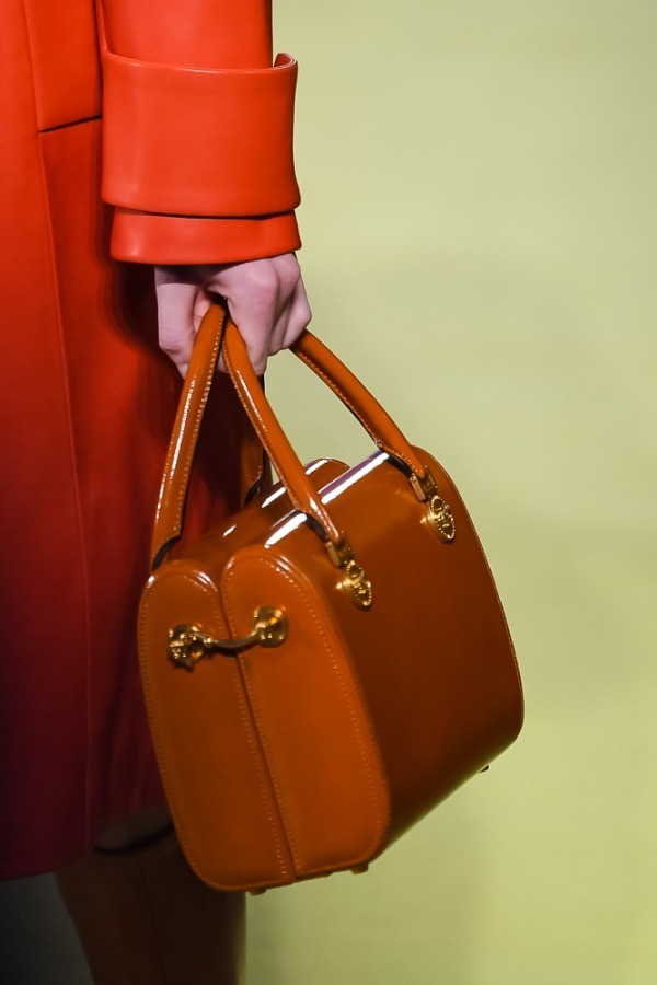 ヴェルサーチェ(VERSACE) 2019年春夏ウィメンズコレクション ディテール - 写真3