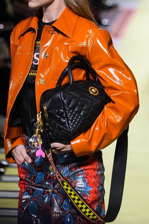 ヴェルサーチェ(VERSACE) 2019年春夏ウィメンズコレクション  - 写真13