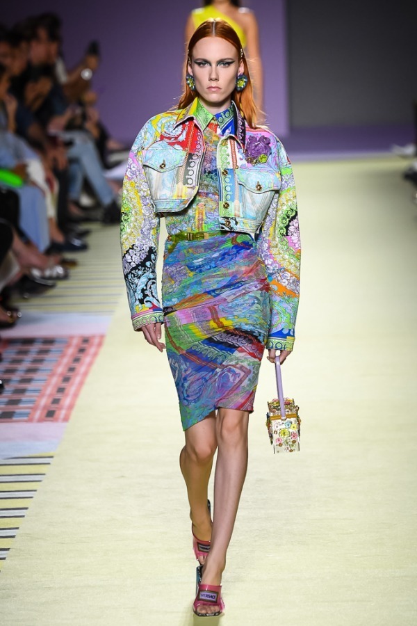 ヴェルサーチェ(VERSACE) 2019年春夏ウィメンズコレクション シルエット - 写真36