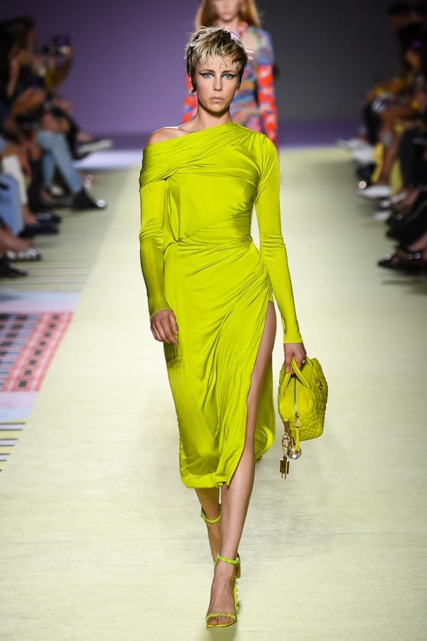 ヴェルサーチェ(VERSACE) 2019年春夏ウィメンズコレクション  - 写真51