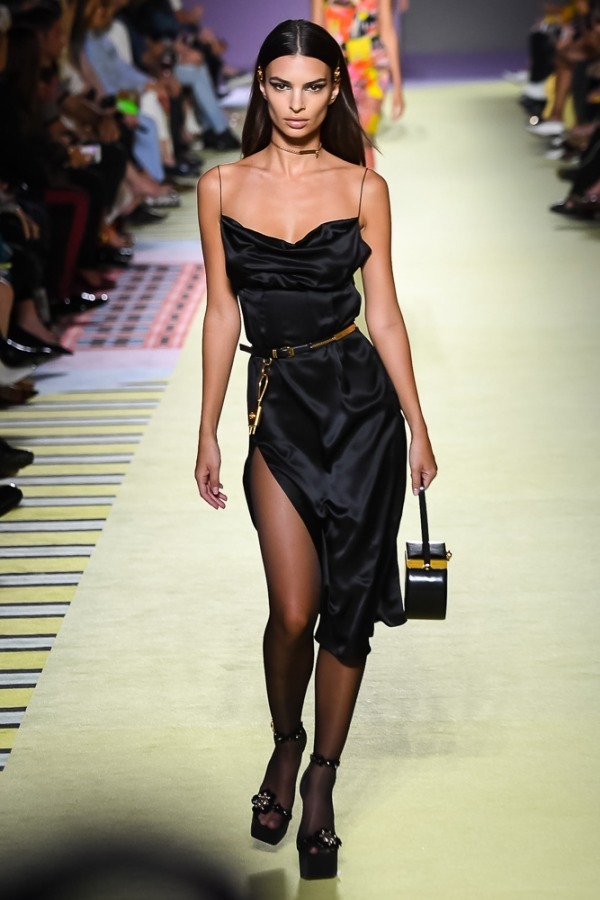 ヴェルサーチェ(VERSACE) 2019年春夏ウィメンズコレクション  - 写真58