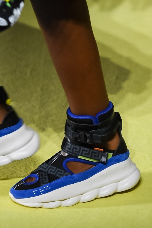 ヴェルサーチェ(VERSACE) 2019年春夏ウィメンズコレクション ディテール - 写真23