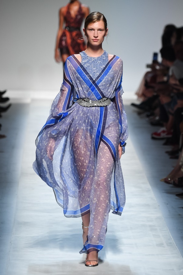 エルマンノ シェルヴィーノ(ERMANNO SCERVINO) 2019年春夏