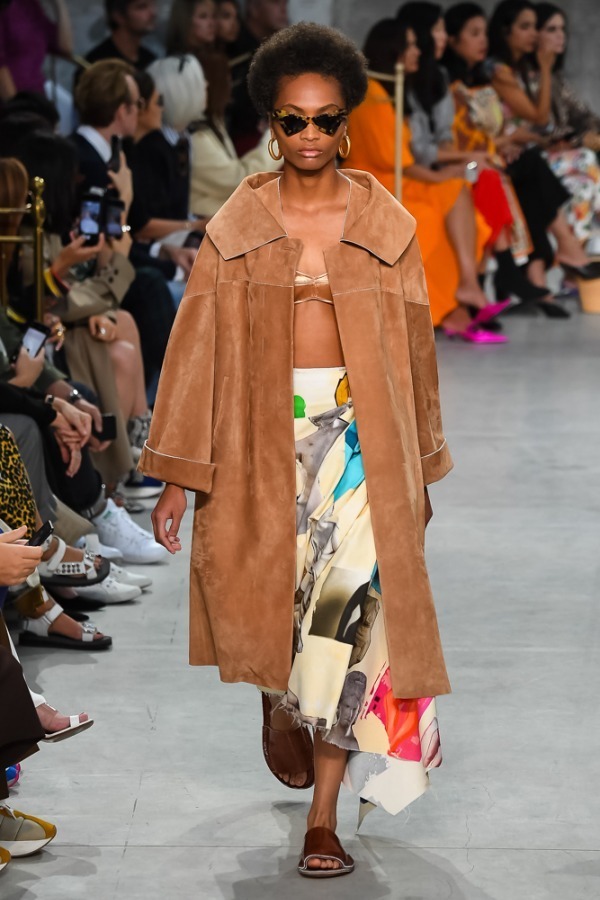 マルニ(MARNI) 2019年春夏ウィメンズコレクション シルエット - 写真7