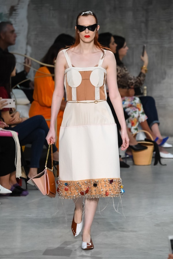 マルニ(MARNI) 2019年春夏ウィメンズコレクション シルエット - 写真15