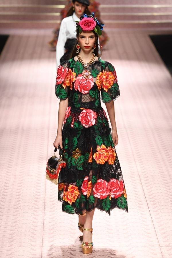 ドルチェ＆ガッバーナ(DOLCE&GABBANA) 2019年春夏ウィメンズコレクション シルエット - 写真107