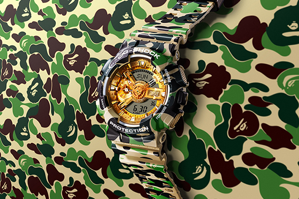 ア ベイシング エイプ×カシオ「G-SHOCK」ベイプ カモ柄のボディに 