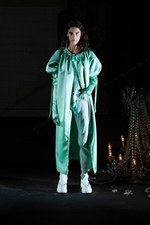 エムエム6 メゾン マルジェラ 19年春夏コレクション、パリの街角で見つけた古着を再解釈｜写真2