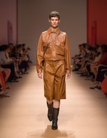 サルヴァトーレ フェラガモ 2019年春夏ウィメンズコレクション - ワークウェアをモダンに昇華｜写真33