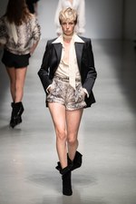 フィロソフィ ディ ロレンツォ セラフィニ 2019年春夏コレクション - 爽やかな季節の幕開け｜写真4