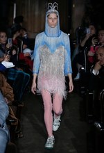 グッチ 2019年春夏ウィメンズコレクション - パリ歴史あるシアターでランウェイショー｜写真14