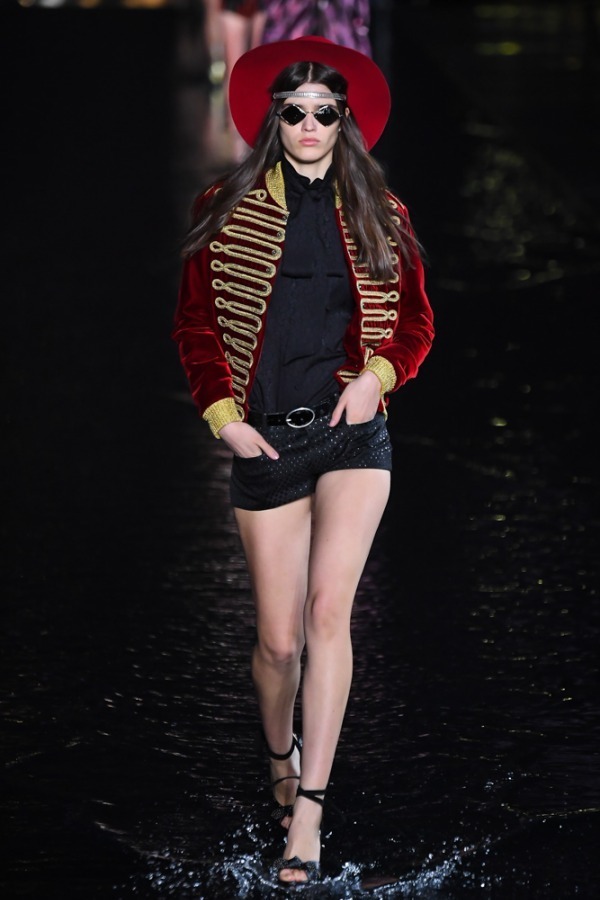 サンローラン(Saint Laurent) 2019年春夏ウィメンズコレクション  - 写真32