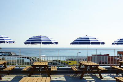 「ザ ビーチハウス」