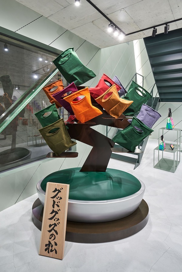 イッセイ ミヤケ(ISSEY MIYAKE), ミー イッセイ ミヤケ(me ISSEY MIYAKE) グッドグッズの松｜写真1