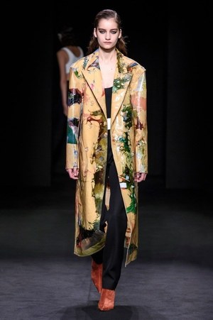 ミュグレー(MUGLER) 2019年春夏ウィメンズコレクション  - 写真10