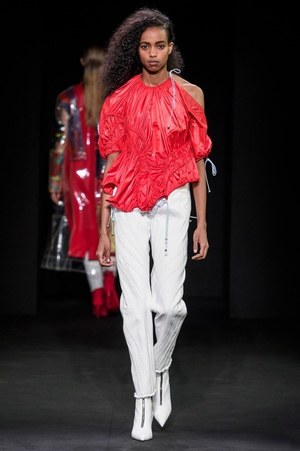 ミュグレー(MUGLER) 2019年春夏ウィメンズコレクション  - 写真24