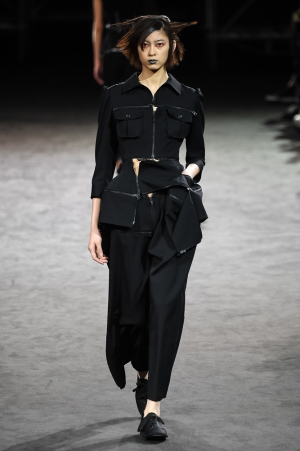 ヨウジヤマモト(Yohji Yamamoto) 2019年春夏ウィメンズコレクション シルエット - 写真13