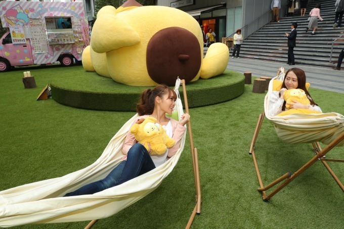 サンリオ・ポムポムプリンの4m級巨大ぬいぐるみが渋谷ストリームに！添い寝が出来る「おひるねパーク」｜写真7