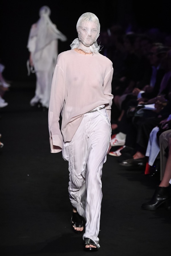 アン ドゥムルメステール(ANN DEMEULEMEESTER) 2019年春夏ウィメンズコレクション  - 写真14