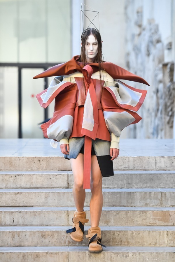 リック・オウエンス(Rick Owens) 2019年春夏ウィメンズコレクション  - 写真17