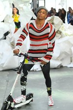 アンドレアス・クロンターラー フォー ヴィヴィアン・ウエストウッド 2019年春夏コレクション｜写真11