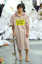 アンドレアス・クロンターラー フォー ヴィヴィアン・ウエストウッド 2019年春夏コレクション｜写真21