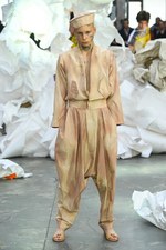 アンドレアス・クロンターラー フォー ヴィヴィアン・ウエストウッド 2019年春夏コレクション｜写真26