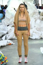 アンドレアス・クロンターラー フォー ヴィヴィアン・ウエストウッド 2019年春夏コレクション｜写真40