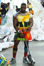 アンドレアス・クロンターラー フォー ヴィヴィアン・ウエストウッド 2019年春夏コレクション｜写真56