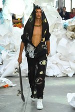 アンドレアス・クロンターラー フォー ヴィヴィアン・ウエストウッド 2019年春夏コレクション｜写真66