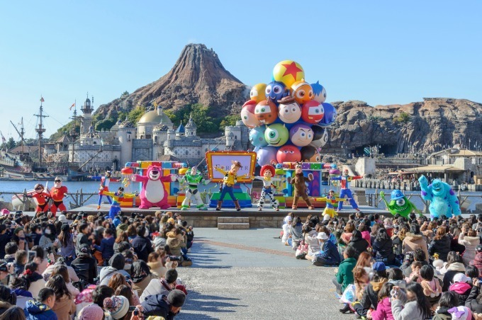 東京ディズニーランド シー19年度日程表 ワンマンズ ドリーム ファンタズミック がラストラン ファッションプレス