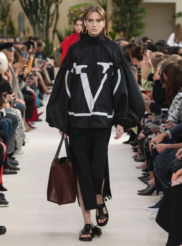 ヴァレンティノ(VALENTINO) 2019年春夏ウィメンズコレクション シルエット - 写真23