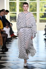 シクラス 2019年春夏コレクション - 境界線を曖昧にすることで見える新たな美｜写真26