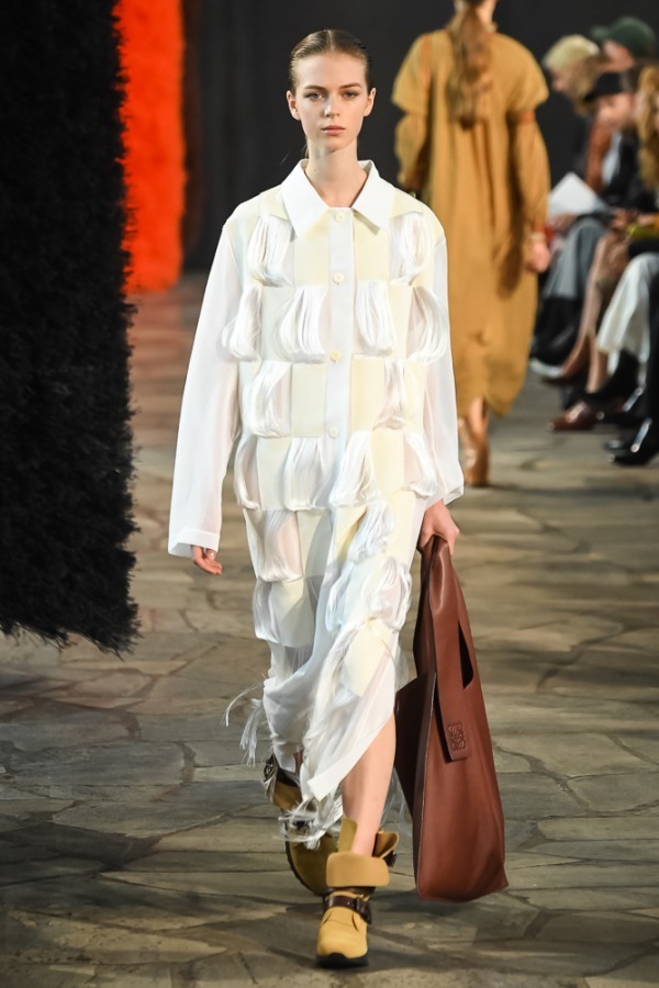 ロエベ(LOEWE) 2019年春夏ウィメンズコレクション  - 写真45