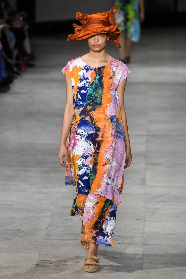 イッセイ ミヤケ(ISSEY MIYAKE) 2019年春夏ウィメンズコレクション  - 写真23