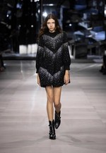 セリーヌ 2019年春夏ウィメンズコレクション - エディ・スリマン学生時代の記憶をいまに繋ぐ｜写真13