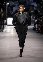 セリーヌ 2019年春夏ウィメンズコレクション - エディ・スリマン学生時代の記憶をいまに繋ぐ｜写真14