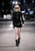 セリーヌ 2019年春夏ウィメンズコレクション - エディ・スリマン学生時代の記憶をいまに繋ぐ｜写真21