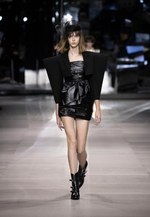 セリーヌ 2019年春夏ウィメンズコレクション - エディ・スリマン学生時代の記憶をいまに繋ぐ｜写真40