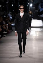 セリーヌ 2019年春夏メンズコレクション - “いま”セットアップを提案する意味｜写真31