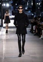 セリーヌ 2019年春夏メンズコレクション - “いま”セットアップを提案する意味｜写真39