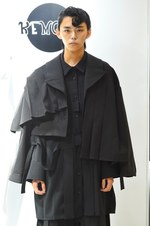 ケモノ2019年春夏コレクション、透明から色付く人生のストーリー｜写真3