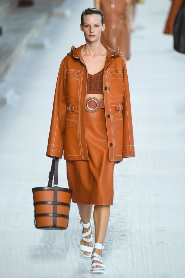 エルメス(HERMÈS) 2019年春夏ウィメンズコレクション - ファッションプレス