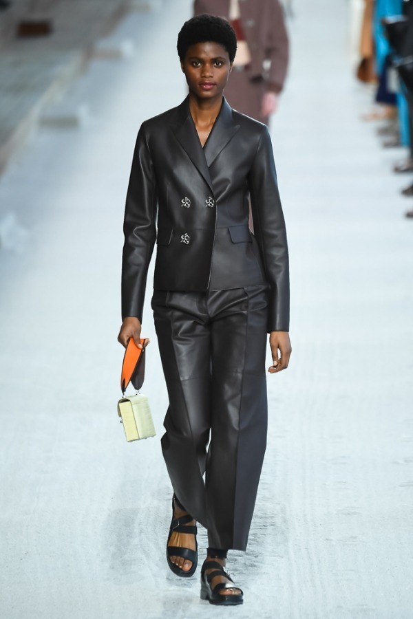 エルメス(HERMÈS) 2019年春夏ウィメンズコレクション シルエット - 写真41