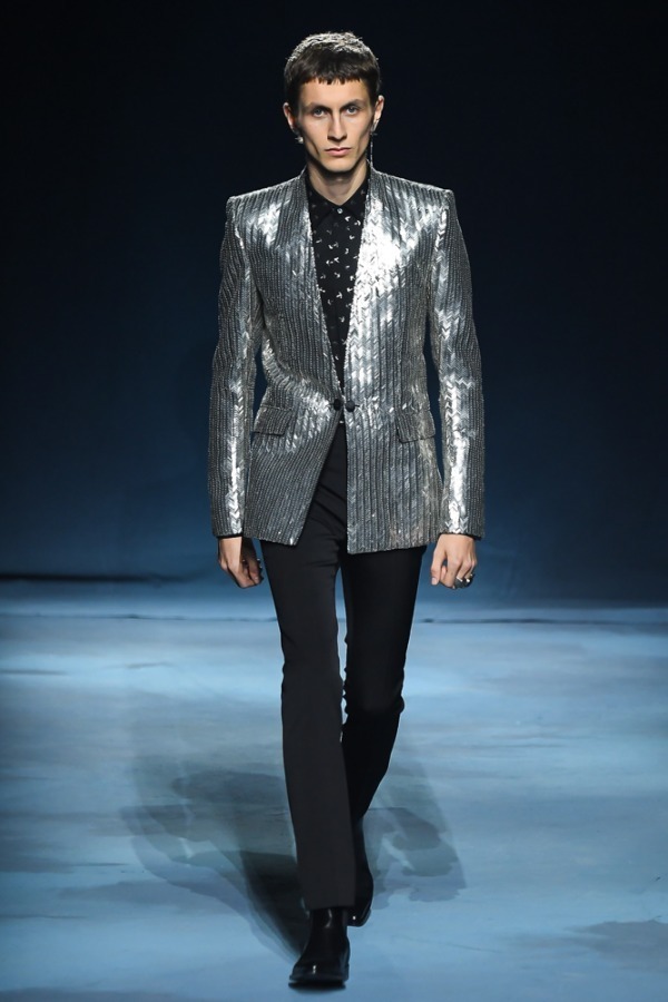 ジバンシィ2019年春夏メンズコレクション - 花々と紳士服の出会い｜写真27