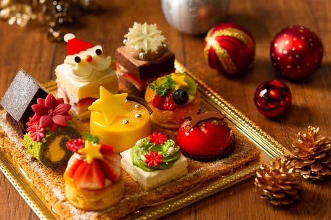 新横浜プリンスホテルのクリスマスケーキ、国産あまおうを丸ごとサンドしたショートケーキなど｜写真2