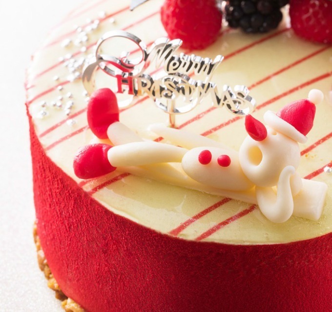 横浜ベイホテル東急のクリスマスケーキ、煙突からトナカイが現れるチョコレートケーキなど｜写真3