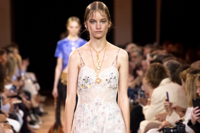 パコ ラバンヌ 2019年春夏コレクション - 自由な発送で楽しむミックス＆マッチ