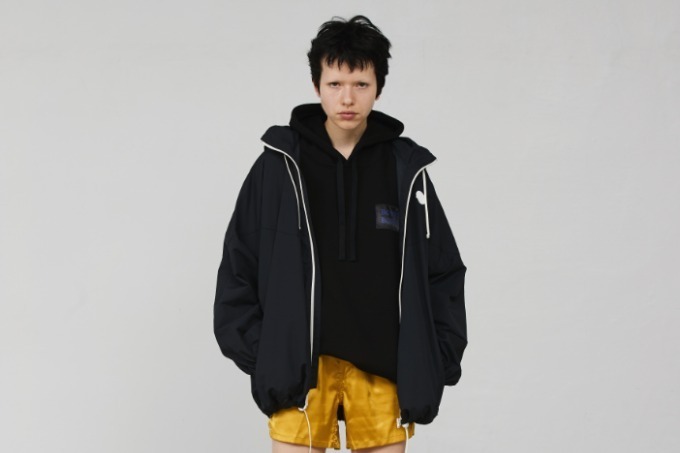 ボンジュール・ボンソワール 2018-19年秋冬 ウィメンズ&メンズ コレクション