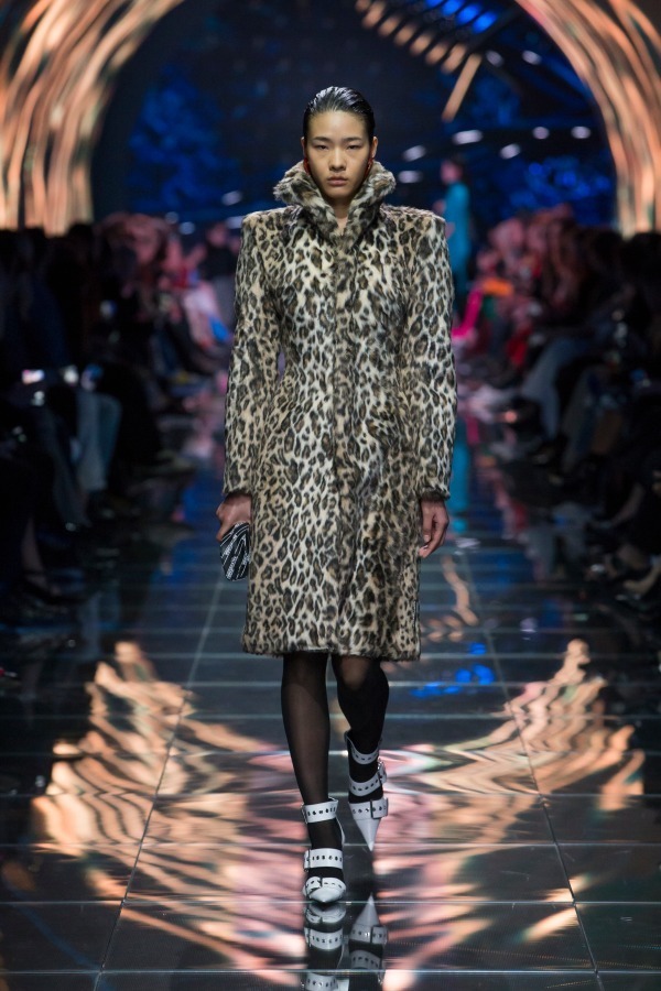 バレンシアガ 2019年夏<span>コレクション</span> - 写真14